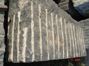 Rotura de roca y hormigón